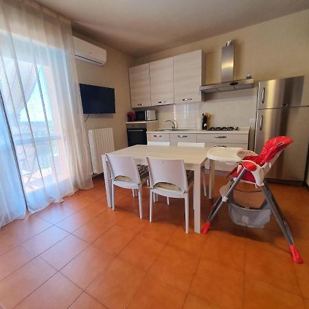 Sirmione Acque Del Garda Apartments מראה חיצוני תמונה