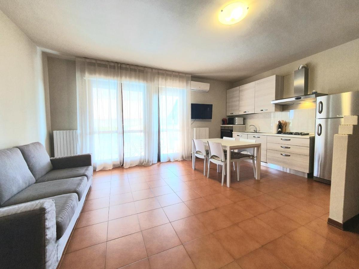 Sirmione Acque Del Garda Apartments מראה חיצוני תמונה