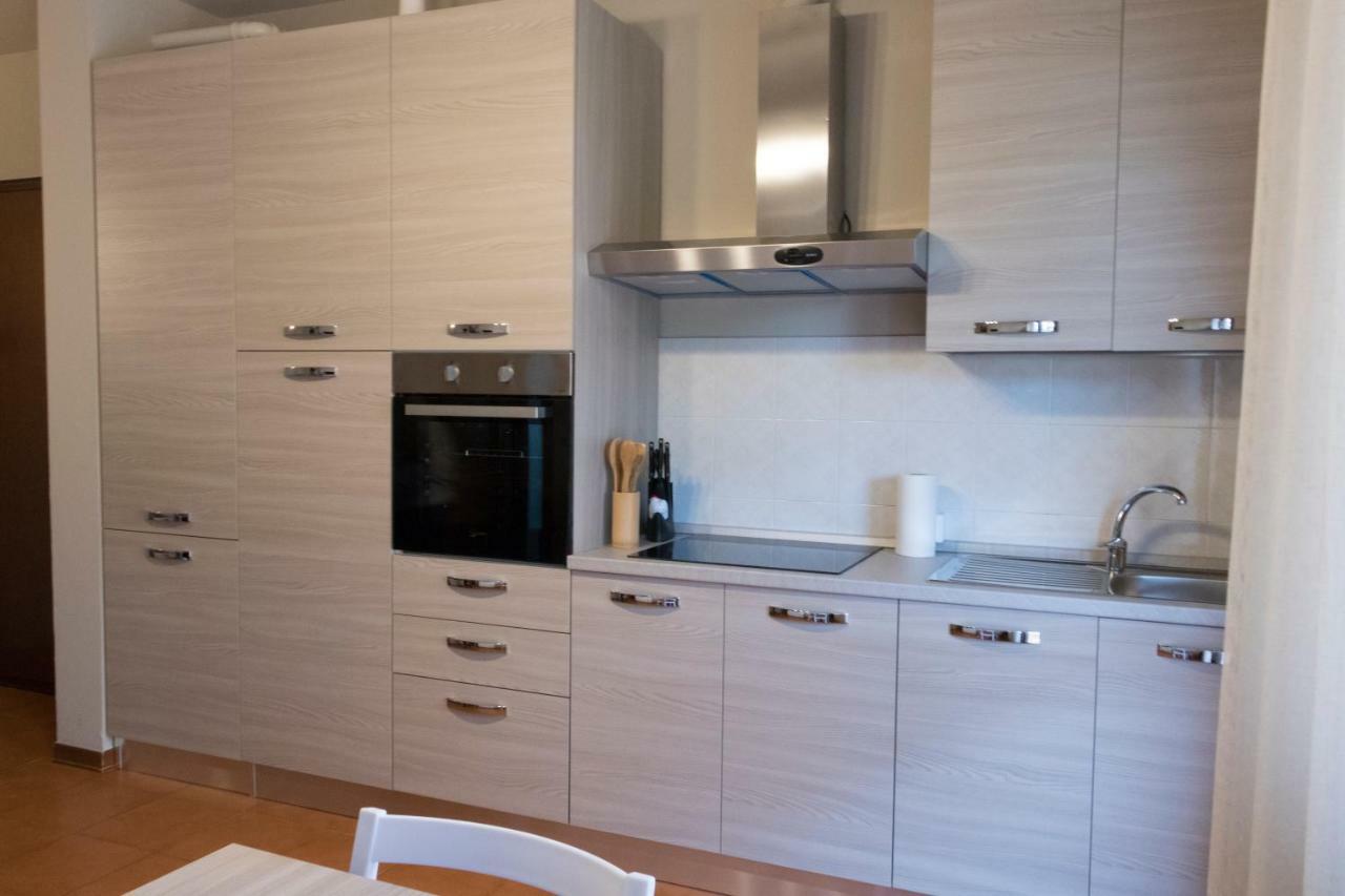 Sirmione Acque Del Garda Apartments מראה חיצוני תמונה