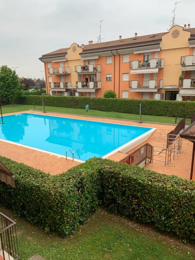 Sirmione Acque Del Garda Apartments מראה חיצוני תמונה